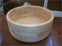 Large wooden Salad bowl
