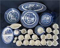 84pc CHURCHILL "BLUE WILLOW" China Service for 8