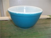 Blue Pyrex bowl