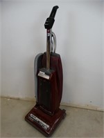 Hoover PowerMax Supreme Self Propelled Vacuum