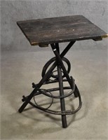 Folky Twig Table