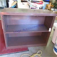 Metal cabinet, 2 shelf