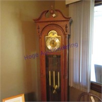 Grandmother clock - Amana
