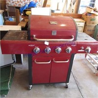 Kenmore gas grill w/cover