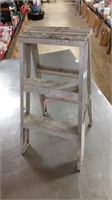 Small step ladders