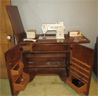Singer cabinet sewing machine, oak cabinet, 30" x