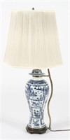 Chinese Export Porcelain Covered Jar Table Lamp