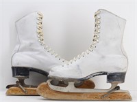 Vintage Women's HYDE White Leather Ice Skates