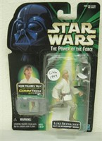 NIP Luke Skywalker w/ T-16 Skyhopper Model