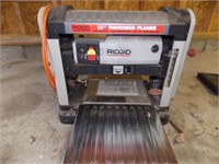 RIGID 13IN THICKNESS WOOD PLANER