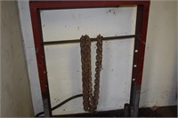 Steel Frame and 3/8" tow chain (no hooks)