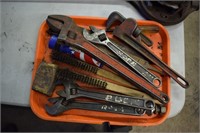 18" adj wrench, 3 12" & 14" pipe wrench