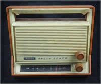 Sears Mid Century Am Fm Portable Battery Radio