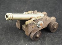 Vintage 5 1/2" Italy Made Working Toy Cannon
