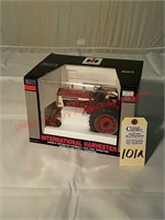 SpecCast IHC 504 Gas Tractor - highly detailed