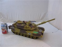 Tank militaire jouet en bonne état