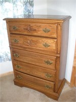 Oak Chest Drawers 18 x 35 x 50 Inches