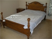 Oak Bed 60 x 84 x 48