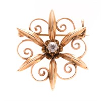 A Lady's Victorian Pin with Diamond in 14K
