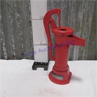 Small well water pump