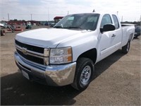 2010 Chevrolet 2500 Extra Cab Pickup Truck