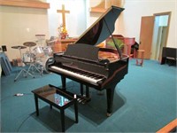 K. KAWAI PIANO/ BENCH/ HUMIDIFIER 58 x 64 L