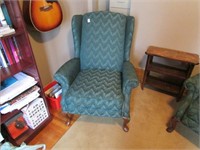 WING BACK RECLINING CHAIR