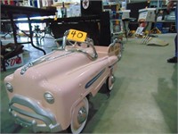 Vintage Replica Metal Pedal car