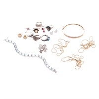 Costume jewelry rings, bracelet, & necklace