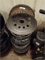 Assortment of 14in steel wheels quantity 4