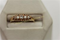 VINTAGE 18K GRADUATED FIVE STONE DIAMOND RING