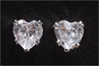 14K White Gold Cubic Zirconia Heart Earrings