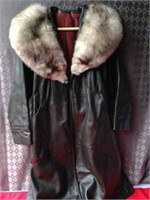 Vintage leather jacket with Fur Collar