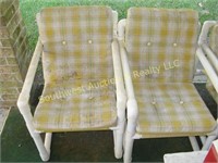 4 PVC LAWN CHAIRS