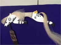 Saber Horse - White, long tail