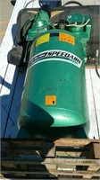 Large stand-up air compressor, Works good