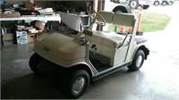 Yamaha gas-powered golf cart