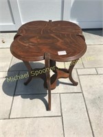 ANTIQUE OAK CLOVER SHAPE TABLE