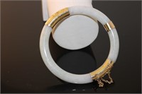 Jade bracelet with 14ct gold