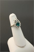 14ct gold ring with diamonds and emerald