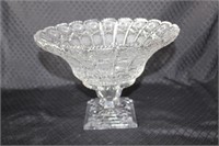 Cut crystal pedestal bowl