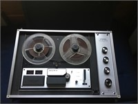 Sony Stereo reel to reel recorder