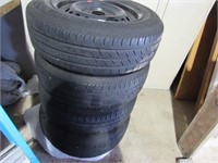 Set of 4 Tires on rims P195/65/R15