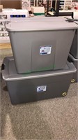 Sterlite 45 gallon tub with lid and wheels, 34