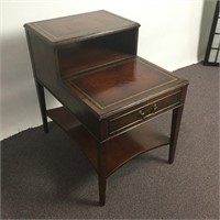 Mahogany End Table with Drawer