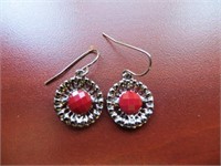 PAIR OF EARRINGS