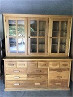 Hutch 22"x71"x80"