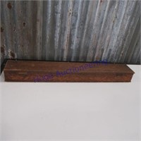 wood box w/hinged lid