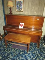 Whitney Chicago Upright Piano