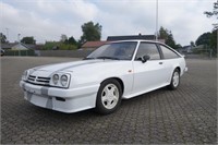 Opel Manta B 2,2 1985,  MOMSFRI